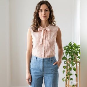 GAP pink polkadot sleeveless button down blouse with tie neck